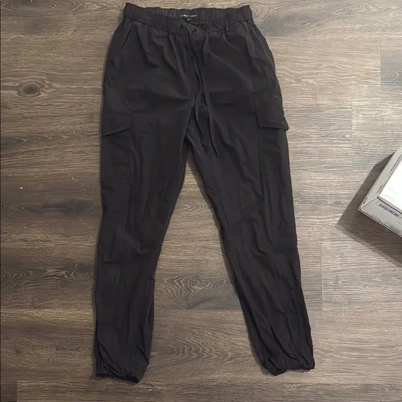 Almost Famous Black Cargo Pants with Elastic Waistband - Picture 1 of 2